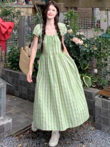 j2T48zwr_57b5504cbebd4272862701ee7a8ba90a